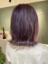 サラジュ 梅田店(SARAJU)&nbsp;saraju ヒラノ　外ハネミディアム　バイオレットグレー