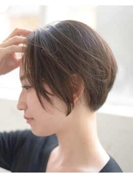 シャロン(SHARON) 【SHARON原宿】大人可愛い小顔前下がり丸みショートボブベージュ