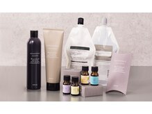 【KOSのリラックスポイント 2】 リラクゼーションメニュー・頭皮と髪に深く豊かな美しさを。