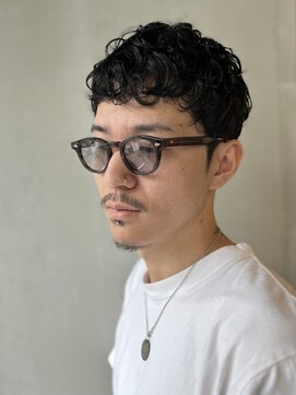 フランクスバーバーリザーブ 人形町店(FRANK’S BARBER RESERVE) ソフトツイストパーマ y