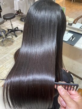 アミューズ(amuse) 横浜、関内で叶う憧れの艶髪/髪質改善縮毛矯正/艶ジェルカラー