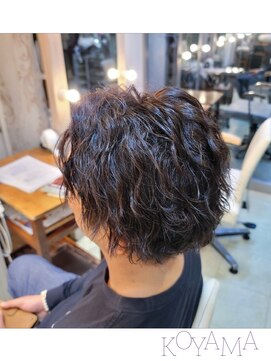 ディンプル 越谷駅前(DiMPlE) メンズ長めパーマ　ツイストスパイラル