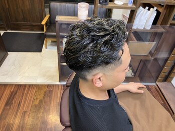 ヘアーサロン エバー(EVER)の写真/カジュアルスタイル～ビジネススタイルまで"男のカッコイイ"を創り上げます！【スタンダードコース】¥4400