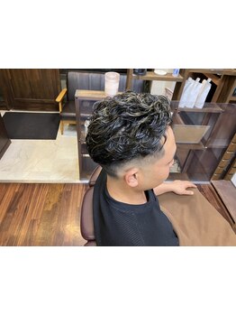 カジュアルスタイル～ビジネススタイルまで"男のカッコイイ"を創り上げます！【スタンダードコース】\4400