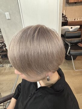 アルレン(Allen) ホワイトベージュ  ダブルカラー  メンズ