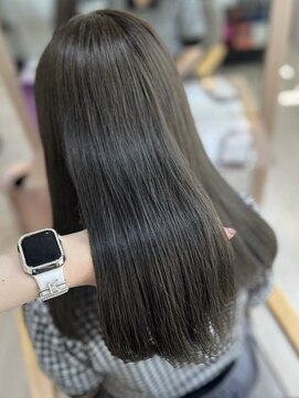 エス(Ess) 美髪/ワイドバング/ホワイトブロンド[髪質改善/ヘアセット/大宮]