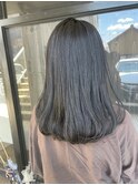 グレージュ切りっぱなしボブ前髪ありミニボブミルクティベージュ
