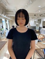 カナージュ(Canage)&nbsp;くびれヘア暗髪ミニボブ