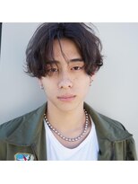 メンズヘアトウキョウ 原宿駅前店(MEN'S HAIR TOKYO)&nbsp;メンズセンターパート×無造作パーマ