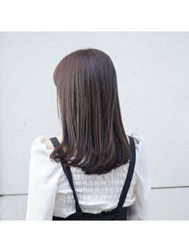 e.m.a プレミアムビューティーサロン 栄駅店(e.m.a PREMIUM BEAUTY SALON) パープルアッシュ