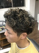 サンパ ヘア(Sanpa hair) カーリー2ブロック