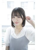 【salon de MiLK 原宿】ベージュ×耳かけツヤサラボブ