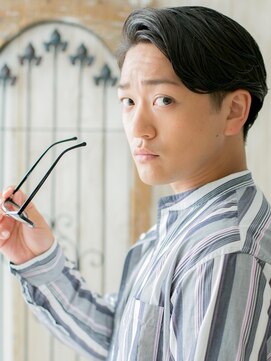 ミスターアンドミセス ファミリーカットサロンビーンズ 草加店(Mr&Mrs Beans) 七三オールバックアッシュブラックモテセミウェットヘアE草加