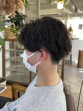 アルマ(ALMA) ツイストスパイラルパーマ縦落ちツイストパーマ刈り上げマッシュ