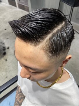 エフエム 明大前(FM) バーバー　刈り上げショート/メンズ/フェードカット