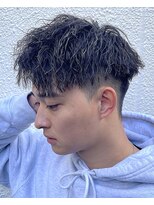 フリーク バーバーショップ 都島店(FREAK BARBER SHOP) 無造作アップバング縦落ちツイストスパイラルパーマ