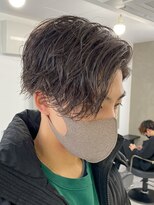 エルマーク 枚方(L-MARK) センターパート波巻きパーマスパイラルパーマツイストスパイラル