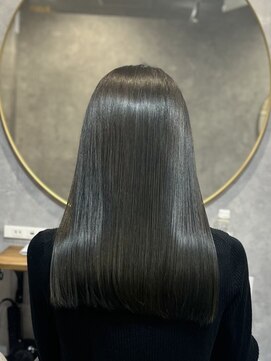 エクラート ミリア 船橋(ECLART milia) 艶髪セミロング