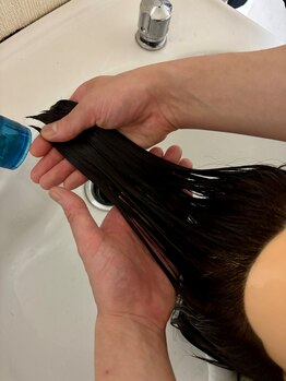 エイト(8 eight)の写真/【ご自宅でのベストなセルフケアをアドバイス☆】お客様の髪質やお悩みに合わせた最適なケア方法をご提案♪