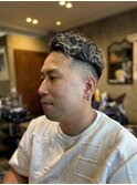店長【橋本】オールバックパーマ　メッシュ