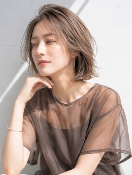 アッシュ 学芸大学店(Ash) ミディアムレイヤー/大人女性/シアーベージュ/脱白髪染め