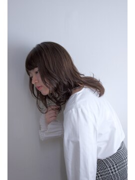 ザ デイ フォーヘアー(The day 4 HAIR) 赤味撲滅