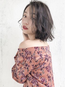 ルティア(Lutia) ふわミディ グレージュ！