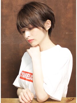 シアンデルカ(CYANDELUCCA) 大人の美シルエットタイトショート