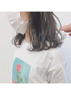 ガーランドウメダ(Garland umeda) アディクシーカラー＿＿ミディアム　0004446