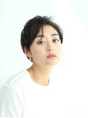 耳かけ小顔暗髪cool オリーブアッシュショートno.１　田原佐知子