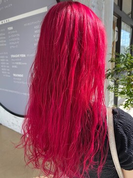 アイコニック 日進梅森台店(ICONIQ) マゼンタ×ロングスタイル