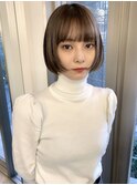 前あがりグレーベージュボブ