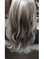 ディト(ditto)&nbsp;毛先に動きがある艶髪でナチュラルな大人スタイル