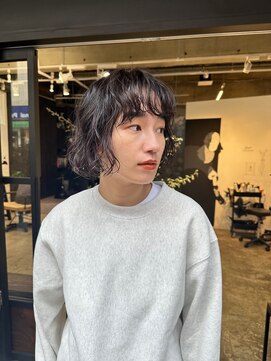 ノーム(norm) 黒髪ボブパーマ/束感パーマ