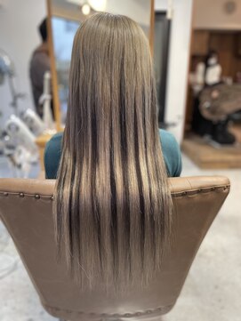 フツーロ 栄(FUTURO) #GAL#プルエクステ#ローライト#ハイトーン