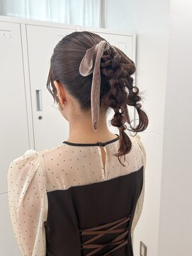 シーラス(cirrus) 【akari担当】ツインポニーテール20代/30代/40代/50代