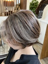 プリズム ヘアーデザイン みずほ台店 ナチュラルハイトーン