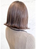 艶髪切りっぱなしボブ柔らかショコラブラウンベージュ