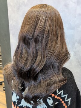 ザ ラブズ ラフズ ヘアー 本店(the loves laughs hair) オリーブベージュ