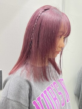 ココ 西葛西南口店(COコ) ブリーチ 1回～ピンクカラー