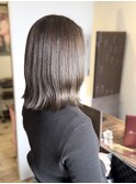 【ミディアムグレージュ。】