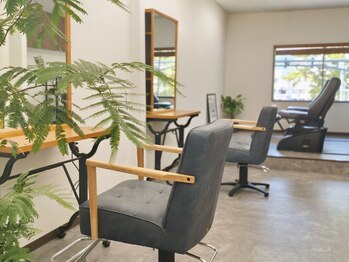 AND hair salon【アンド ヘア サロン】