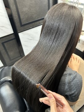 ピリオド 赤坂(Period.) ロングヘアーダークアッシュ髪質改善 赤坂見附