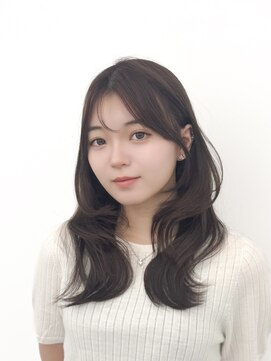 アマトウキョウスマートサロン(AMA TOKYO×Smart Salon) くびれレイヤー/顔まわりカット/くびれ巻き/レイヤーカット