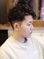 スター(STAR)&nbsp;大人ツーブロック × ゆるウェーブパーマ