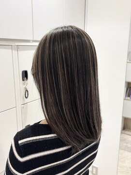 ケンジ 平塚 アネッタ(KENJE annetta) 【ケアブリーチハイライト】ブラック×ブロンド