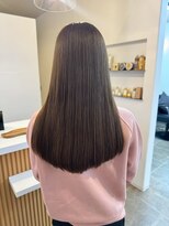 クララジャパン ナベシマ(CLALA JAPAN Nabeshima)&nbsp;縮毛矯正　質感ストレート　髪質改善カラー　顔まわり　ブリーチ