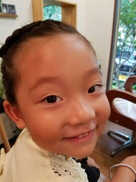 ワフトクラフト(waft craft) お呼ばれ可愛い編み込みアレンジ