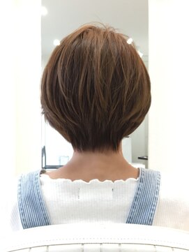 ミュゼ ヘアアンドメイク(Muse'e hair&make) ひし形シルエットのショートボブ