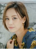 ハイトーンベージュのボブ